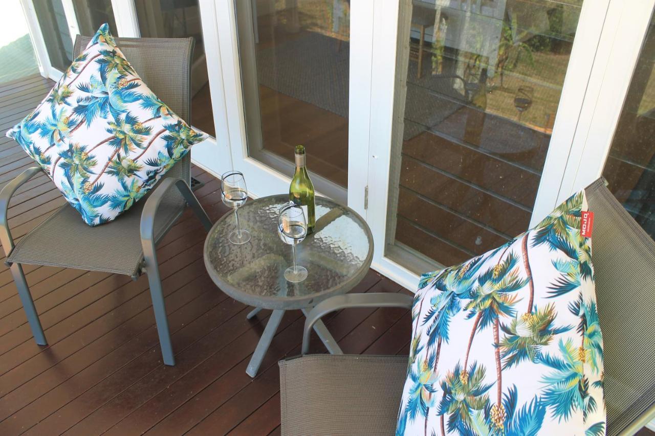 Seaviews Oak Beach Exterior photo